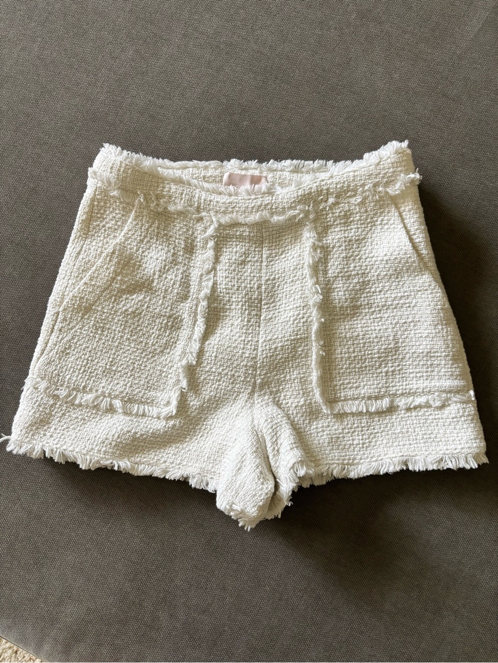 Cinq a Sept White Textured Tweed Women’s Shorts